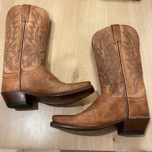 Women's Lucchese Tan Burnished Mad Dog Goat Boot